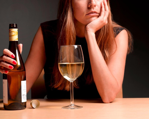 Анонимное лечение женского алкоголизма в Лоо